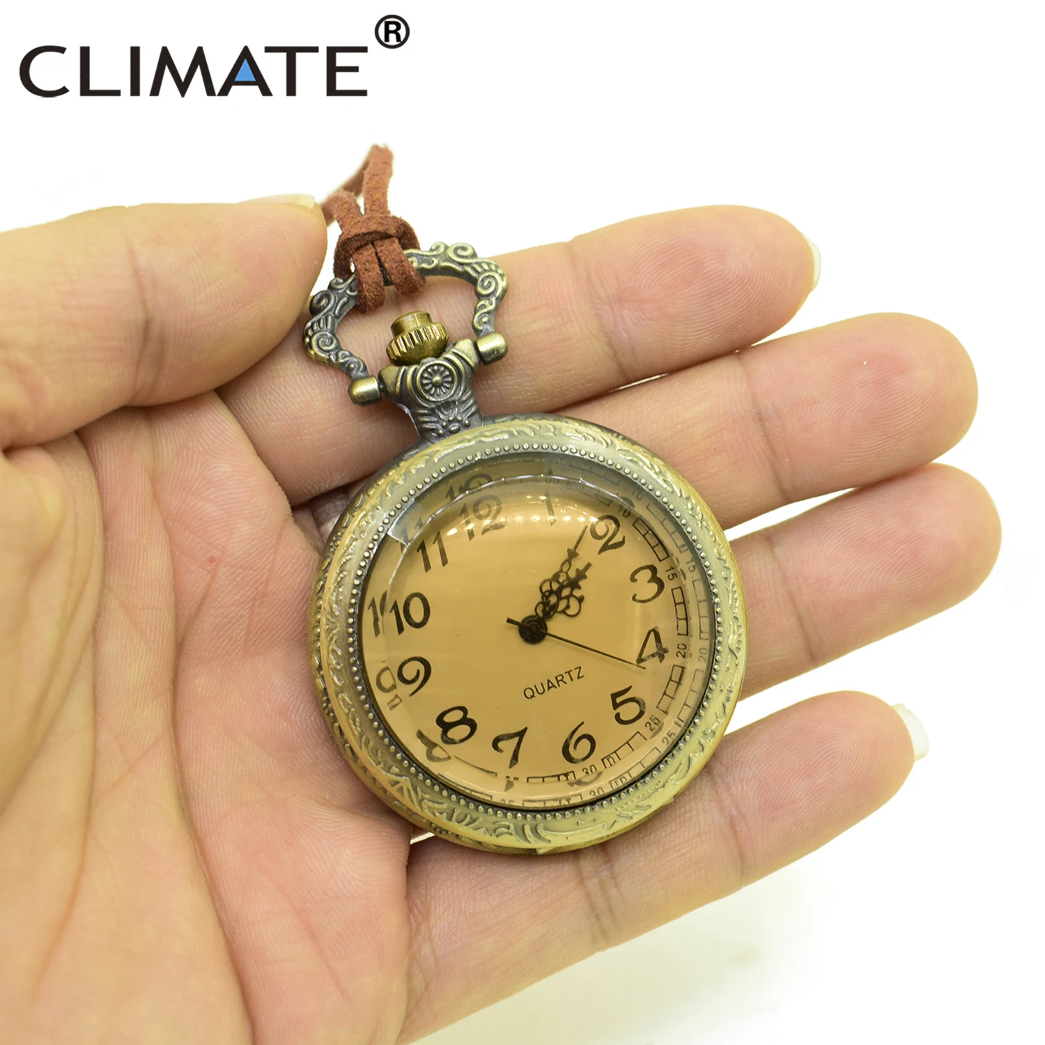 Cool Vintage Pocket Watch Retro Men Emboss Round Leather Chain Pocket Watch Bronze Alloy Quartz Pocketwatch Dial Arabic Necklace