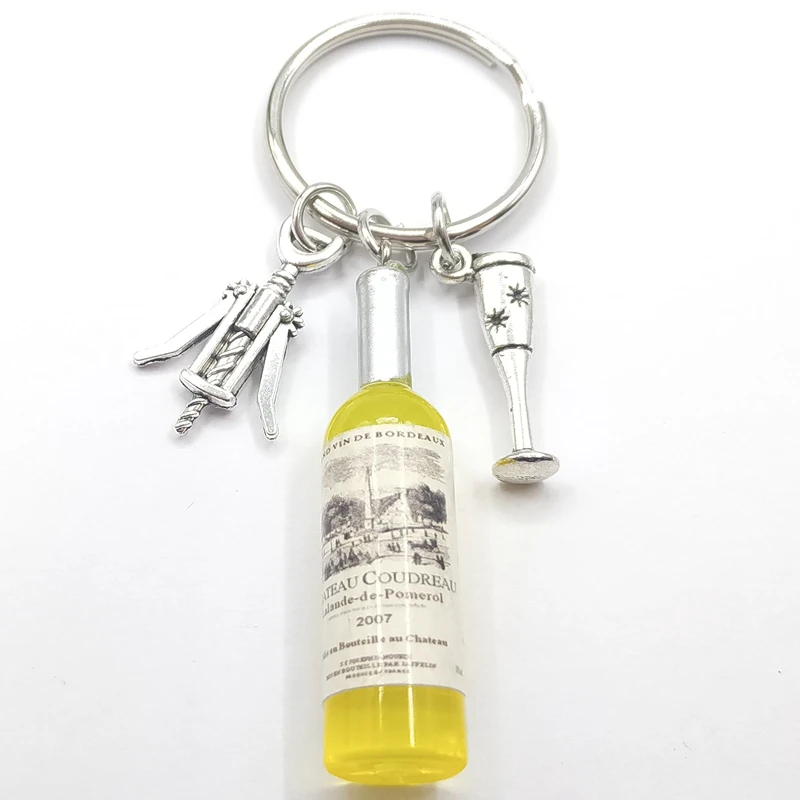 Fashion Wine bottle Charms Keychain Men Vintage Red Wine Bottle Key Ring Chain Jewelry Women Bag Car Trinket Gift Souvenirs