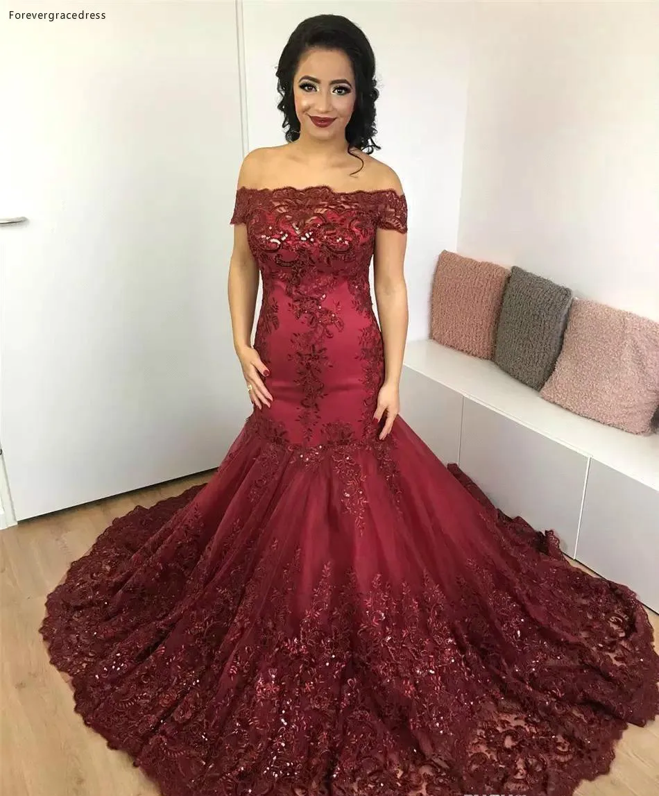 2019 Arab Dubai Merah Marun Putri Duyung Gaun Malam Appliques Selebriti Formal Liburan Memakai Prom Pesta Custom Made Plus Ukuran