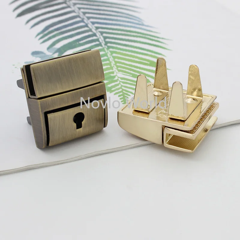 2-10 pieces 2 Colors 30X33mm Women Bag Truck Locks In Key Clasps Closure DIY Metal Buckle Hardware Accessories