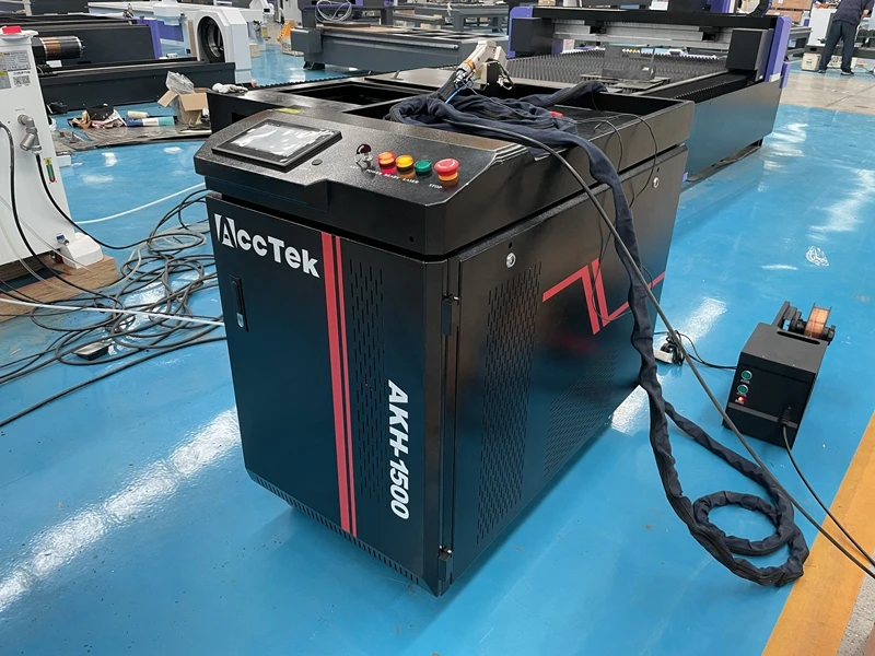 Cheap Chinese Portable Welding Machine AKH-1000 For Metal Welding