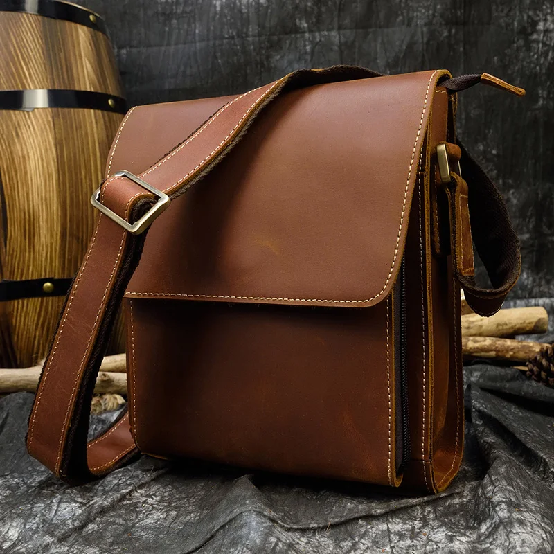 Men\'s Crazy Horse Leather Shoulder Bag iPad Genuine Leather Messenger Bag Vintage Casual Travel Bag Durable Leather Book Bag