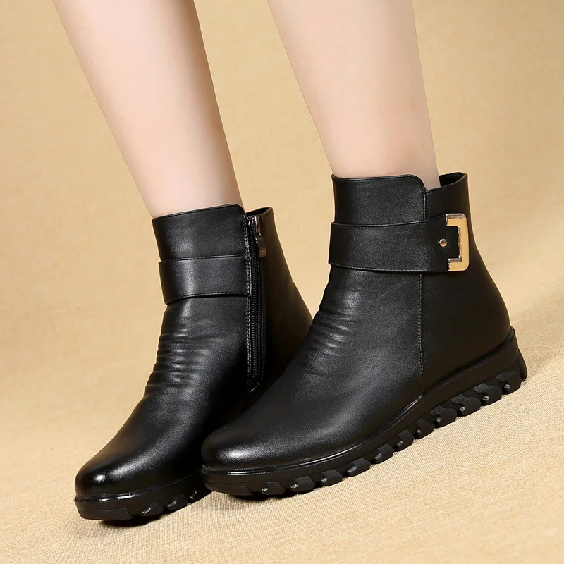 Winter mother Fashion cotton shoes middle-aged Genuine leather warm snow boots Wearproof and antiskid women wedge plush shoes