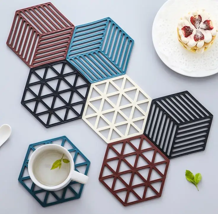 

Silicone Mat Hollow Coaster Insulation Mats Cup Hexagon Pad Heat-insulated Bowl Home Decor Desktop Placemat SN3787