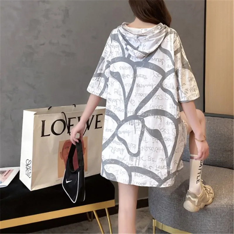 Cotton Short-Sleeved T-Shirt For Women With A Hooded Hood. The New Summer 2020 Will Be Loose And Large With Irregular Tops