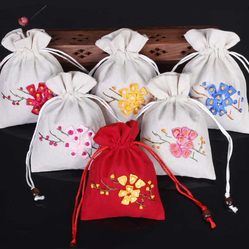 Hand Ribbon Embroidery plum blossom Small Gift Bag Christmas Packaging Bag Cotton Linen Jewelry Pouch Favor Bags 10pcs/