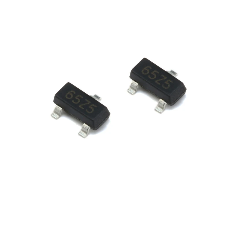 50PCS/LOT XC6206P302MR 65Z5 3.0V XC6206-3.0 3V SOT23 SOT-23 SMD New and Original IC Chipset MOSFET MOSFT