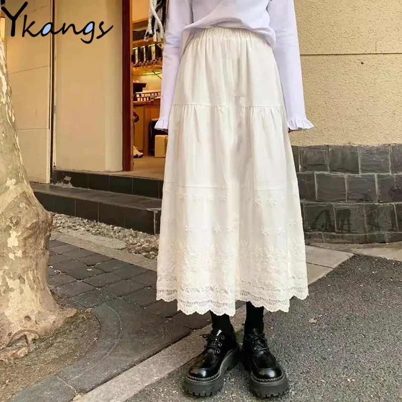 

Lace Stitching Embroidered White Skirt Vintage Women Spring Pleated Skirt 2021 Harajuku Elegant Plus Size High-Waisted Skirt