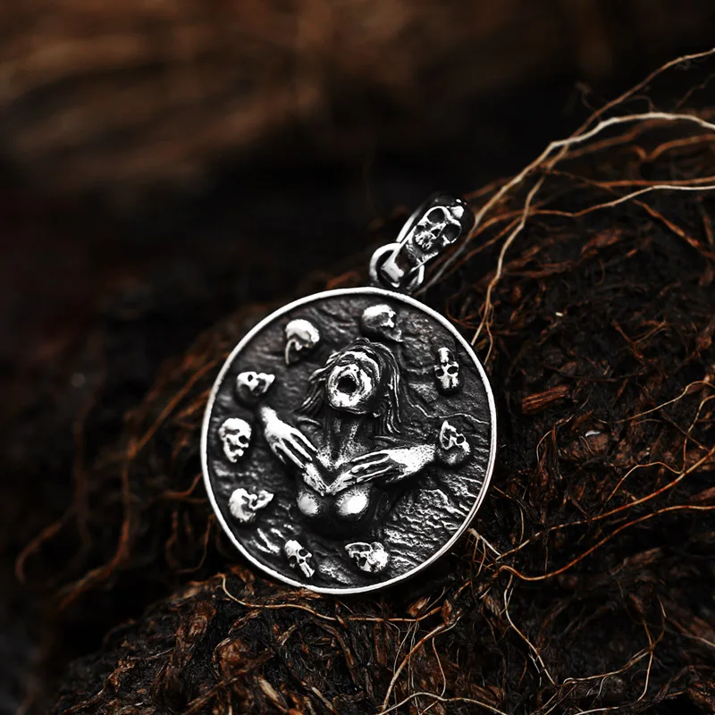 steel soldier punk Style Oval Skull Pattern pendant necklace fashion jewelry skull Pendant amulet heavy chain jewelry