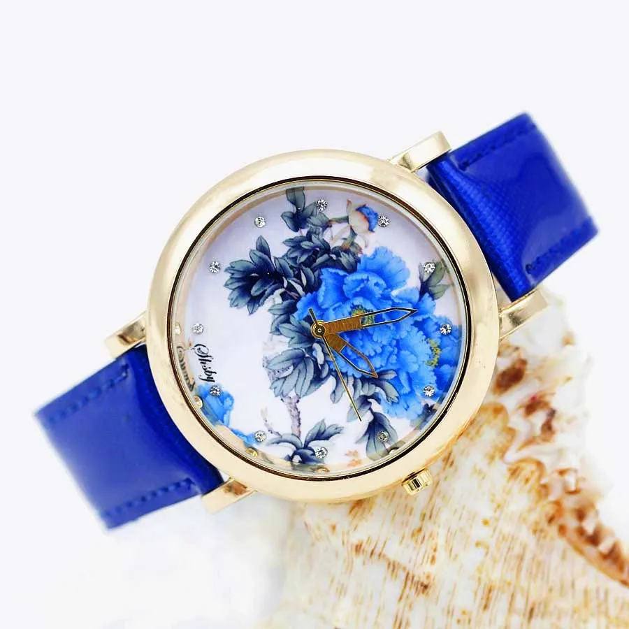 Shsby Bright Leather Strap Watches Rose Gold Women Dress Watch Girl Flower Casual Wristwatch Lady Rhinestone Quartz Watch 01