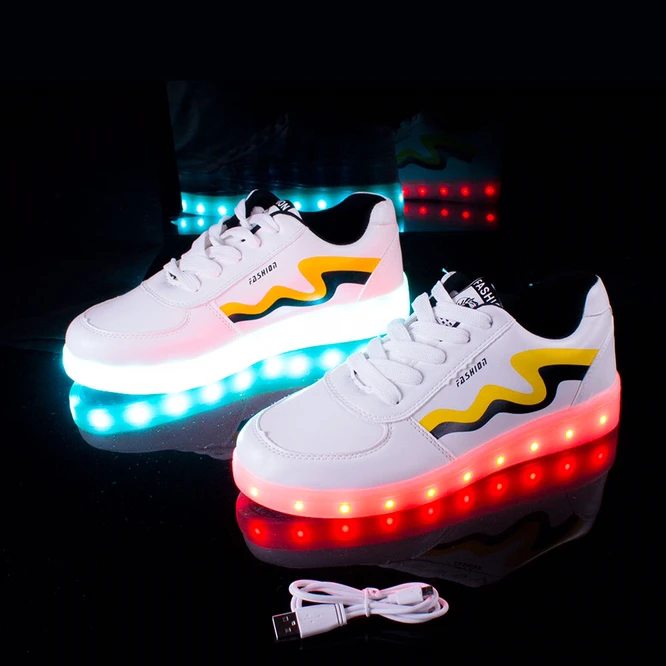 Gaobang shoes Boys\' Led Sports With Lights Flat Shoes Hip Hop Dance Performance Luminous Girls\' Shoes Stage Light Show Black