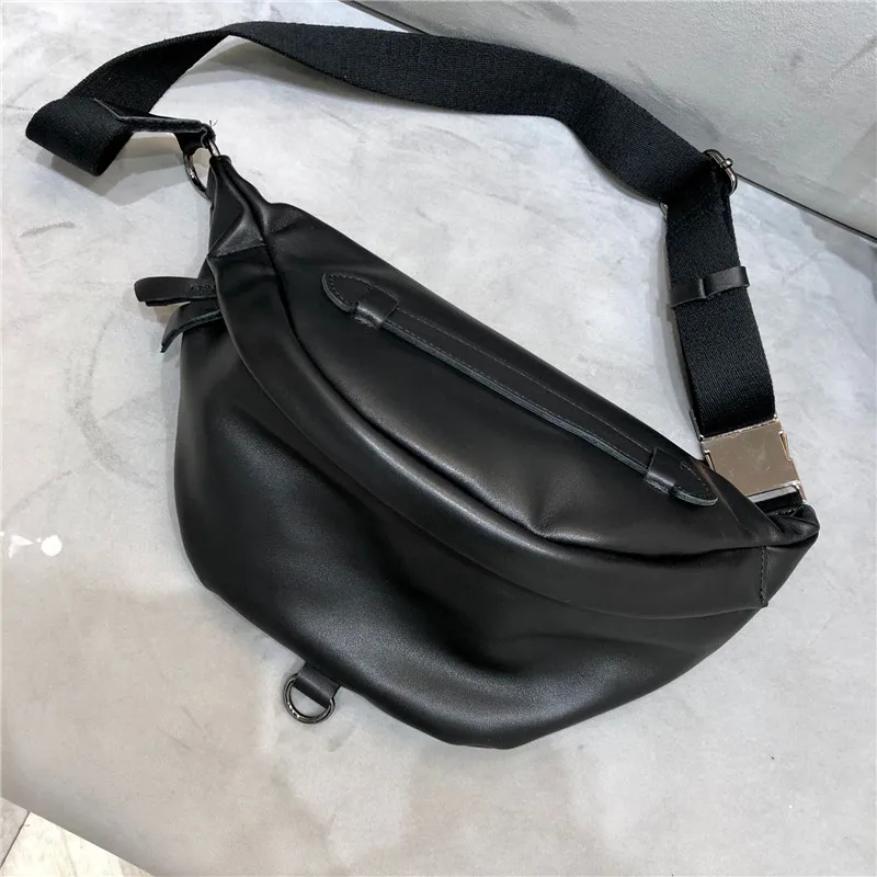 Handmade Women Chest Bag Natural Cowhide Leather Single Crossbody Bags Cool handsome Unisex Couple Locomotive Saddle Bag 2022