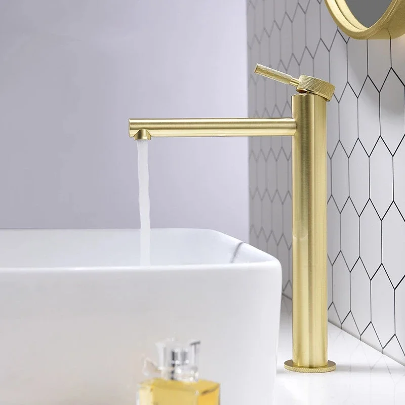 

Brushed Rose Gold Bathroom Basin Faucets Solid Brass Sink Mixer Hot & Cold Single Handle Deck Mounted Lavatory Taps Black/Chrome