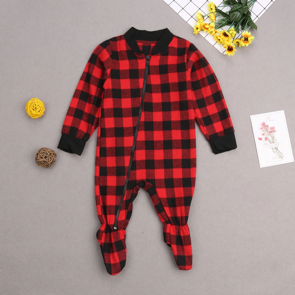 Conjunto de pijamas de Navidad a juego para la familia, ropa de dormir informal a cuadros para papá, mamá, niños y bebés, ropa de dormir para el