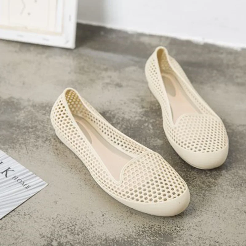 Women Casual Shoes Jelly Sandals Non-slip Summer Hole Shoes Woman Flat Cutout Plastic Female PVC Garden Shoes   WSH3596