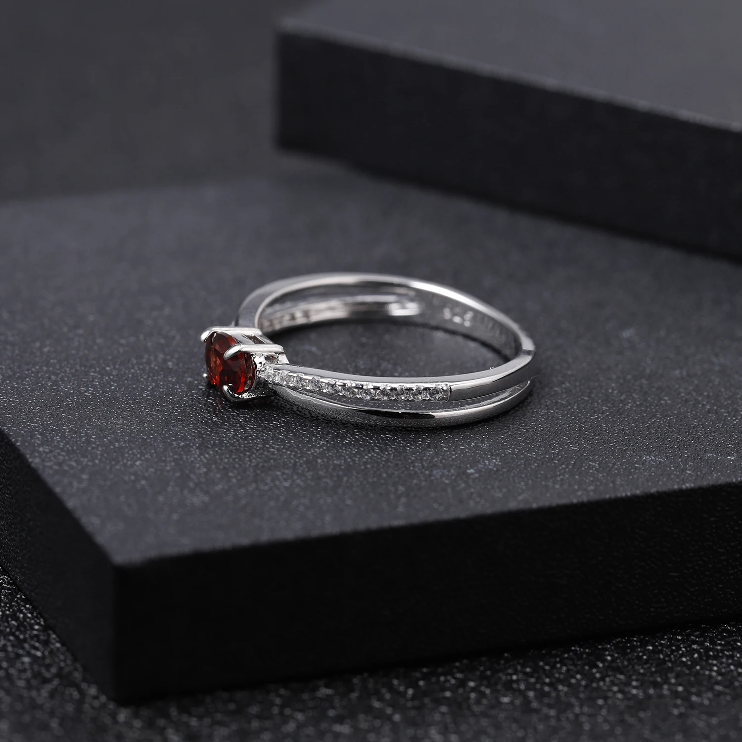 GEM\'S BALLET Natural Red Garnet Rings for Women Real 925 Sterling Silver Gemstone Ring Birthstone Girl Gift Wholesale Jewelry