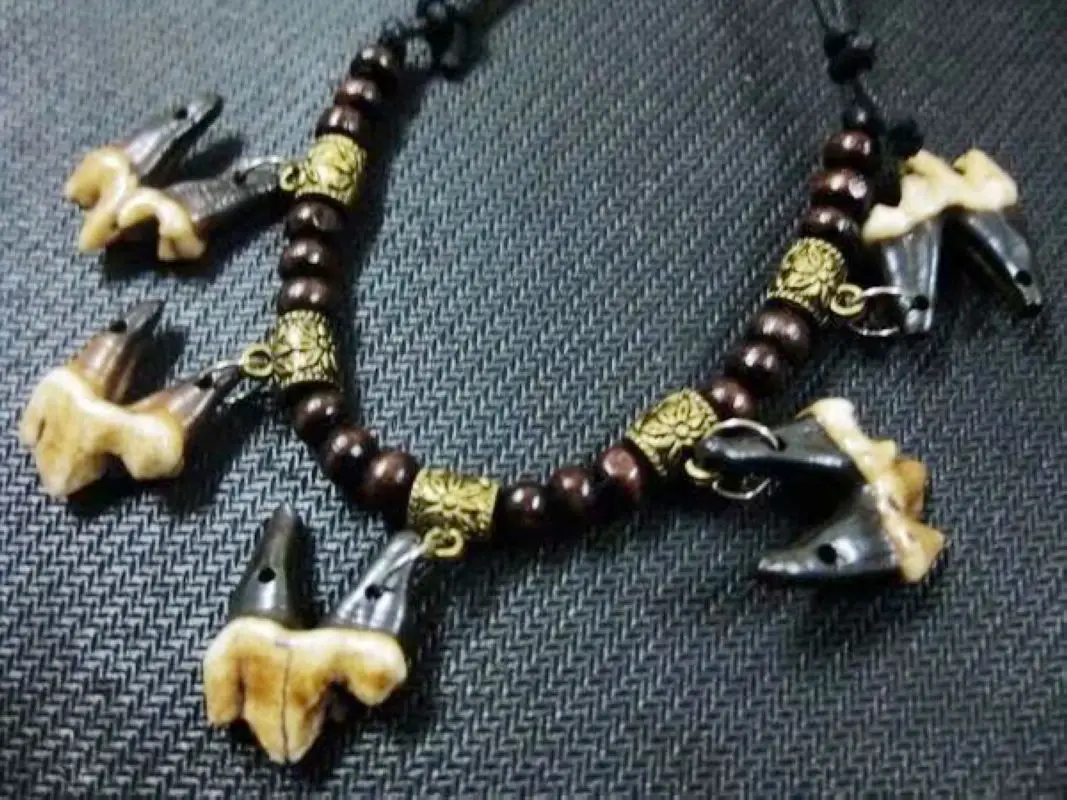 

12 pcs Punk Style Tibet necklace Vintage Hot sale imitation wolf teeth beaded adjustable length couple amulet gift