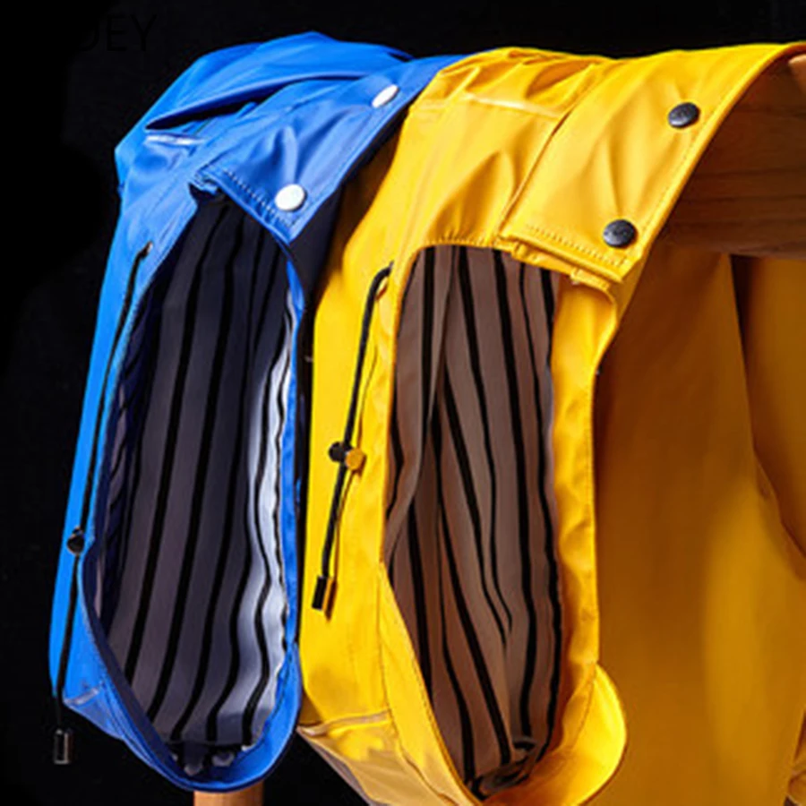 

Yellow Rain Poncho Waterproof Raincoat with Hood Pockets Lightweight Hooded ZipperJacket Windbreaker Raincoat Men Boys Universal