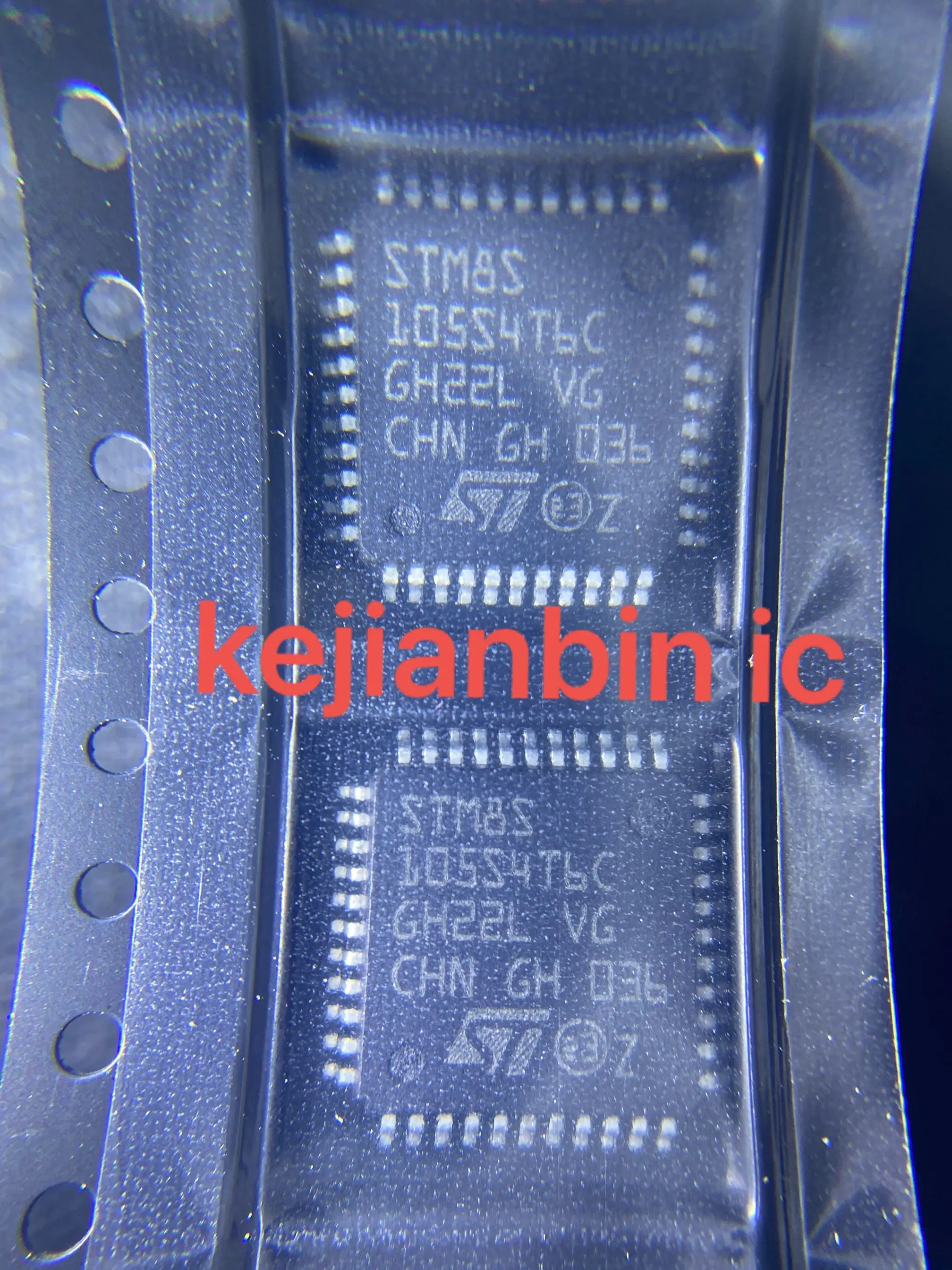 

10 ~ 50 шт./лот новый оригинальный аутентичный STM8S105S4T6C STM8S105 LQFP44 8-битный микроконтроллер чип