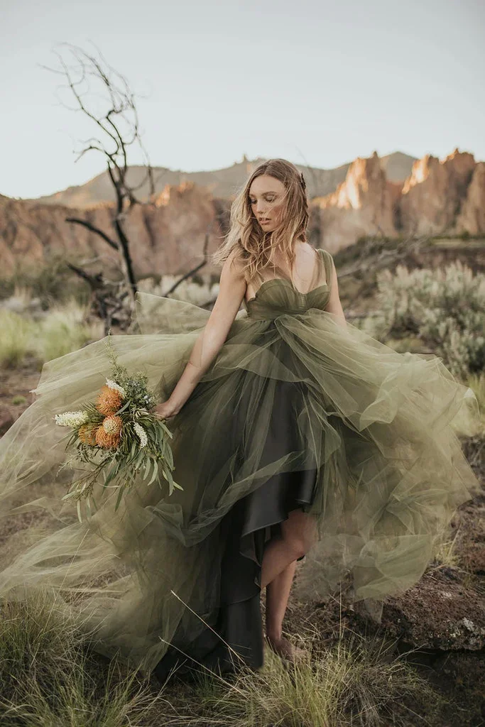 Abito da ballo verde scuro per servizio fotografico A-line semplice Tulle scollo a v abito da sera alto basso a strati robe de soirée de mariage