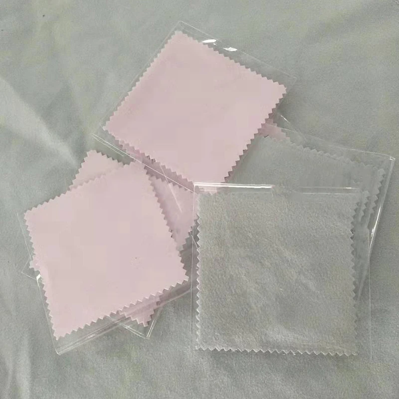 

Fashion 8*8cm Suede Silver Polishing Cloth With Opp Bags For Silver Jewelry Cleaner Microfiber Fabric Material 50 Pcs/ Lot