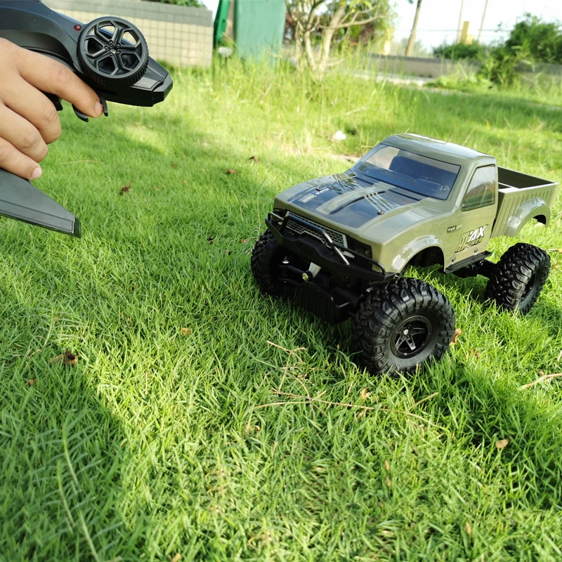 High Speed Remote Control Off Road Military RC Car Kids Toy 1:16 2.4G 4WD Drive All Terrain Big Twist Angle Climbing Vehicle