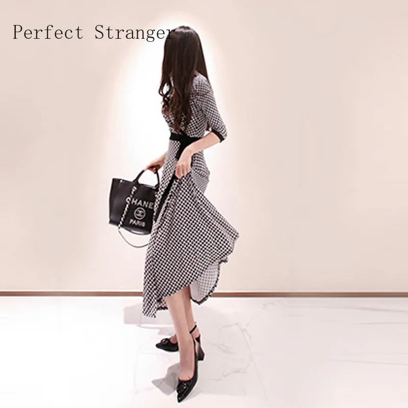 2021 Spring Summer New Arrival Hot Sale V Collar Three-quarter Sleeve Plaid Women Jag Long Dress