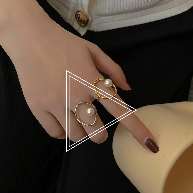 QMCOCOSilver Color Pearl Round Rings For Women New Fashion Simple Hollow Out Geometric Elegant Bride  Jewelry Accessories