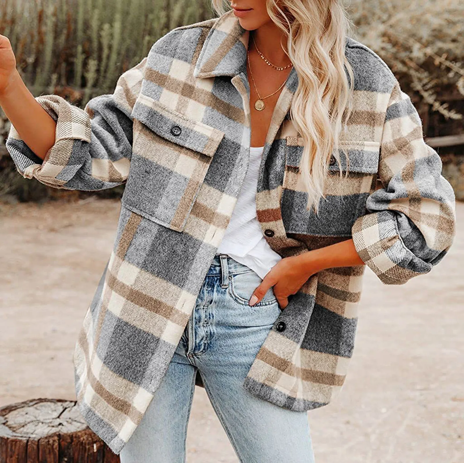 

Women's Vintage Brushed Plaid Shirts Long Sleeve Flannel Lapel Button Down Pocketed Shacket Flannel Jacket Coats Winter spring