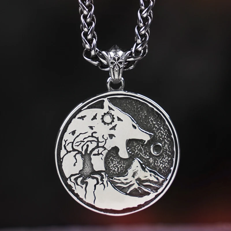 

The Viking necklace for men wolf stainless steel pendant