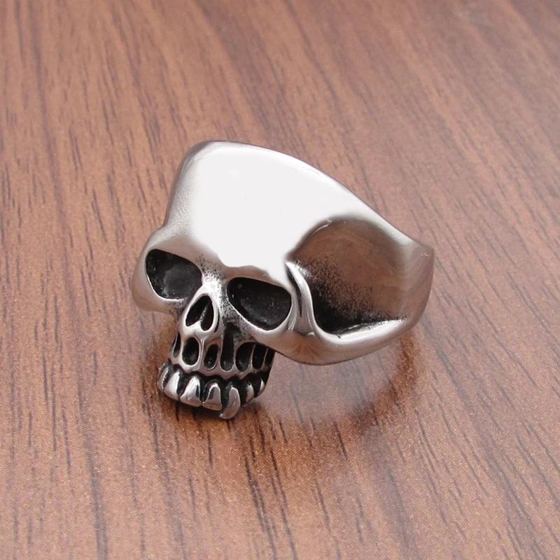 Punk 316L Stainless Steel Crack Splitting Devil Big Head Silver Color Black Skull Rings Jewelry