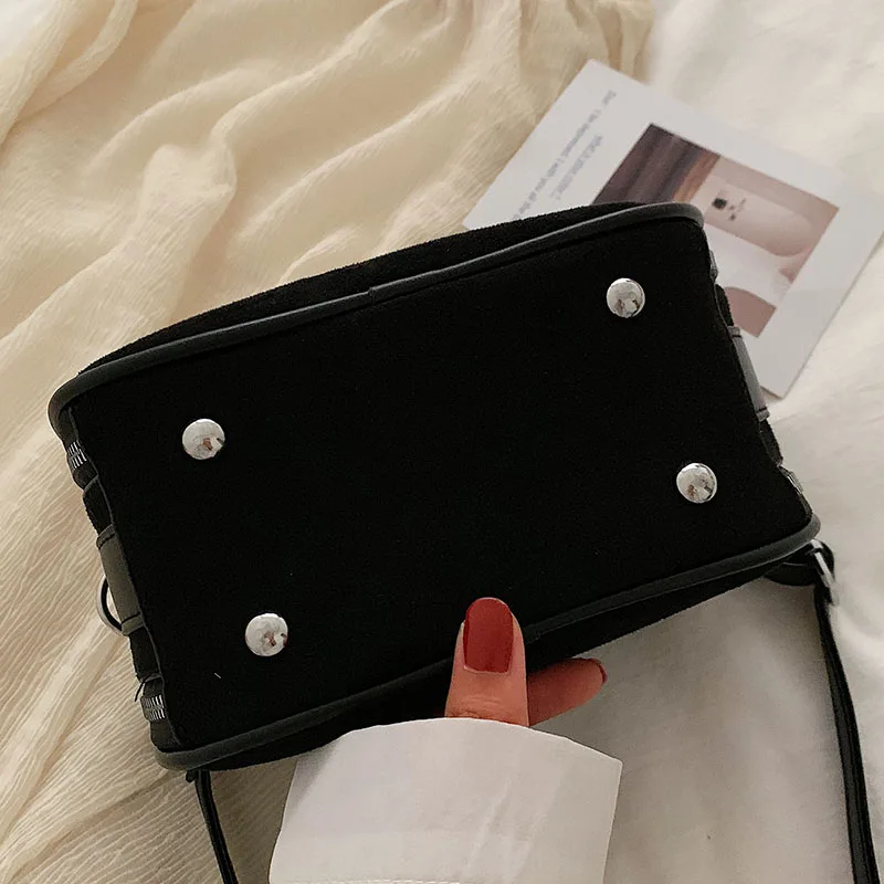 Luxury Scrub Leather Women Flap Bag Large Capacity Female Shoulder Bag Small Crossbody Bags For Women Rivets Black Tote Handbag