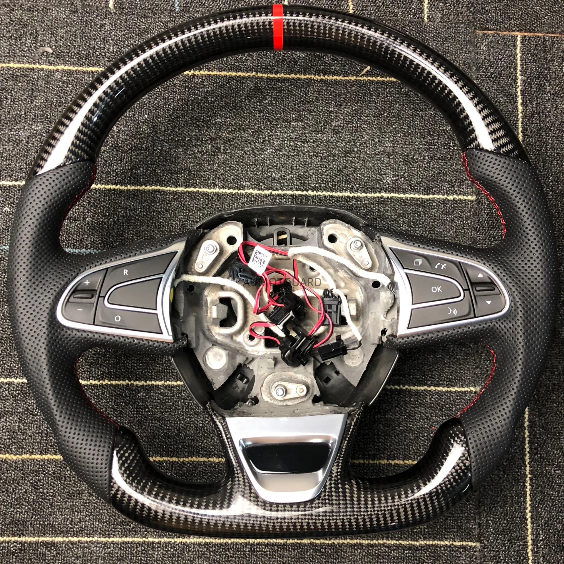 Customized Carbon Fiber Steering Wheel For Renault Talisman Captur Espace Clio Megane Koleos SM6 Samsung