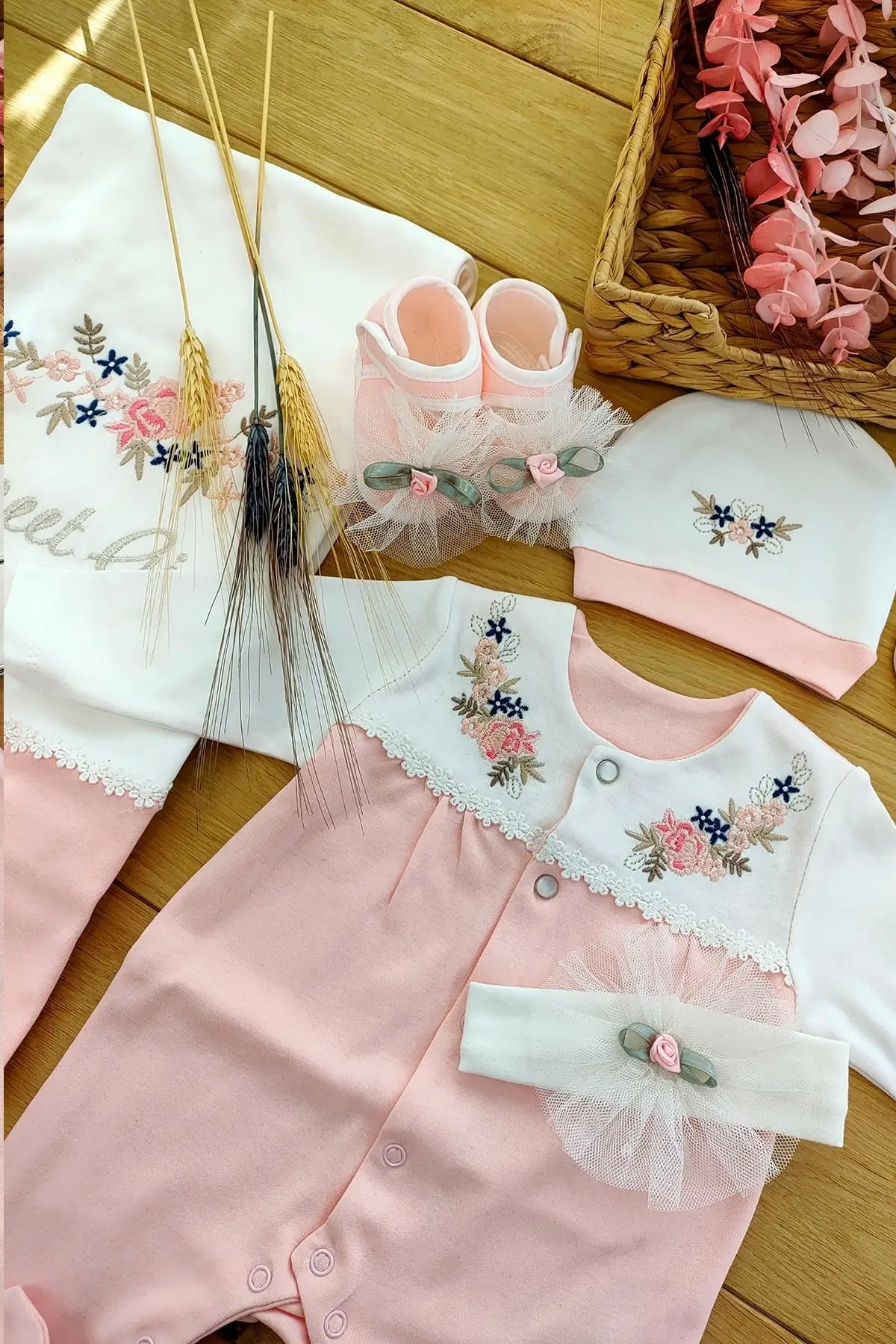 Baby Girl Pink 10 Pieces Hospital Outlet Natural Embroidered Set 100% Cotton Baby Clothing 0-3 9,9-12months