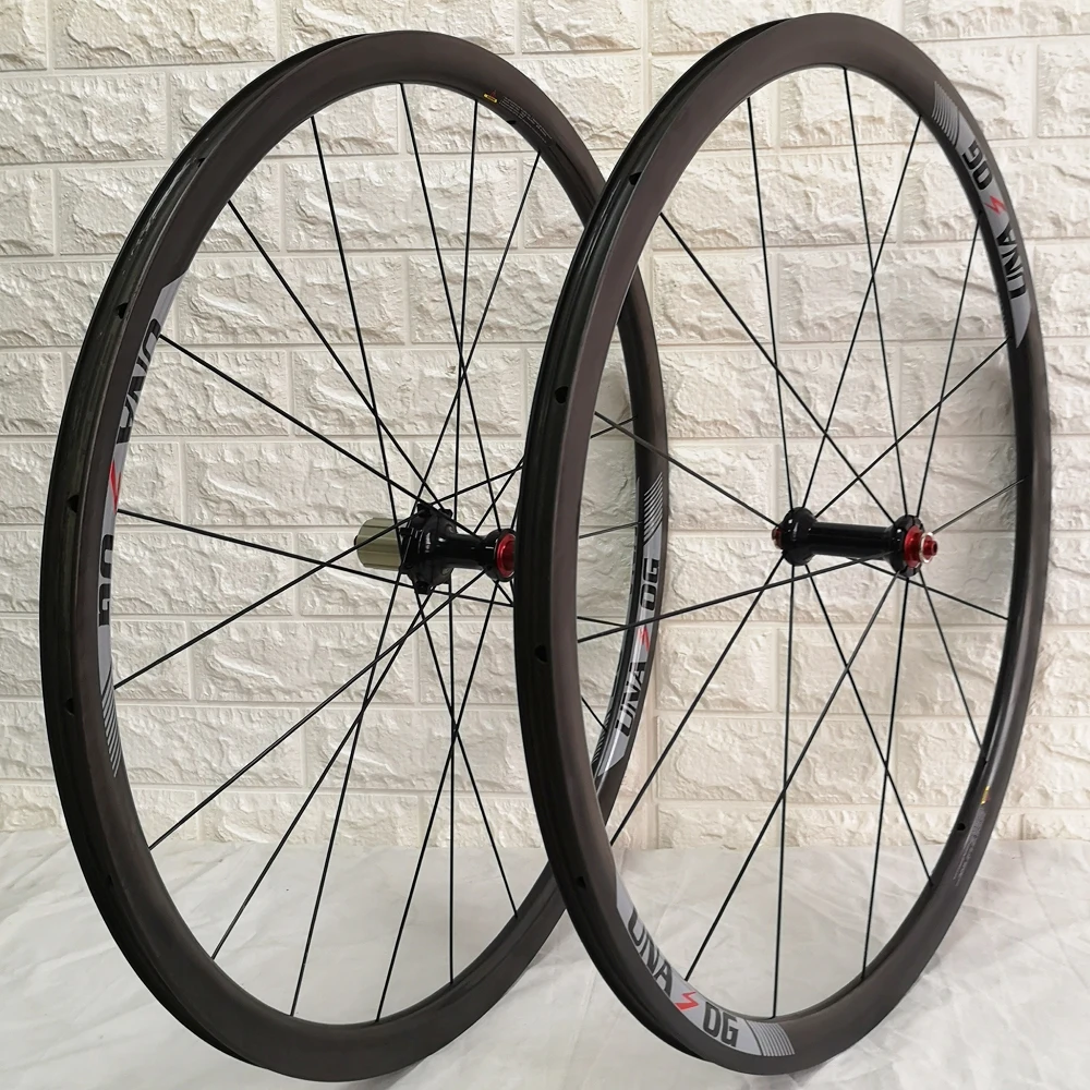 

30mm carbon road bike wheels 23mm wide 700c clincher wheelset 16/21 holes Non-spraying wheel