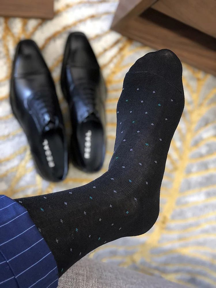 Calcetines de tubo para hombre, medias formales de vestir, ropa de calle de negocios, color negro, a la moda