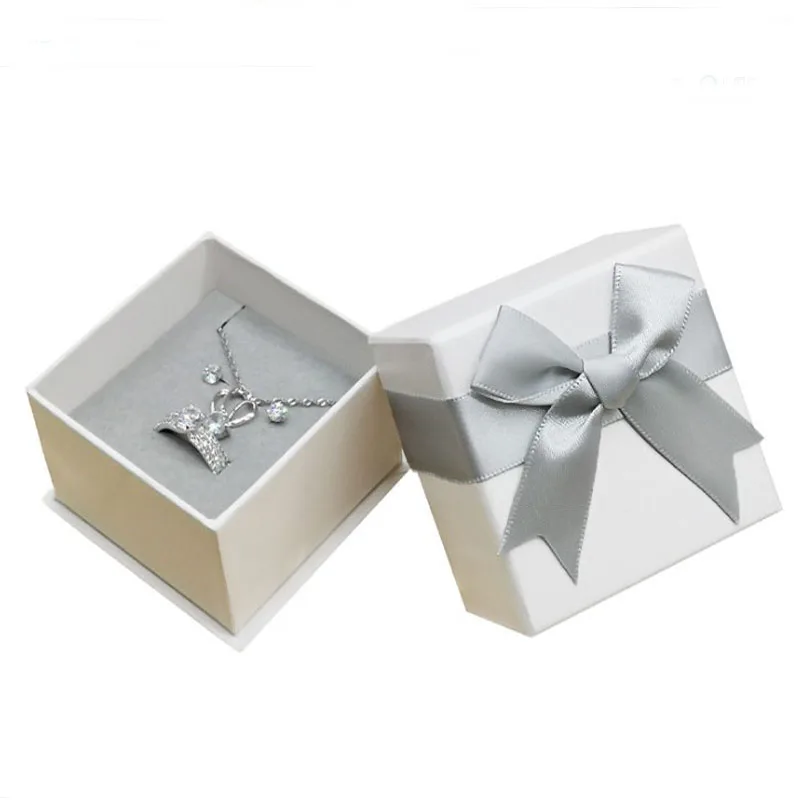 

Ypacket White With Grey Bow Jewelry Gift Packaging Box 1000g White Cardboard Neckalce Ring Display Cases Wedding Gift Paper Box