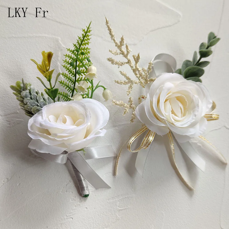 LKY Fr Boutonniere ดอกไม้งานแต่งงานสร้อยข้อมือ Corsage ข้อมือ Ivory Silk Rose เจ้าบ่าว Buttonhole เจ้าสาวแต่งงานเจ้าสาวอุปกรณ์เสริม