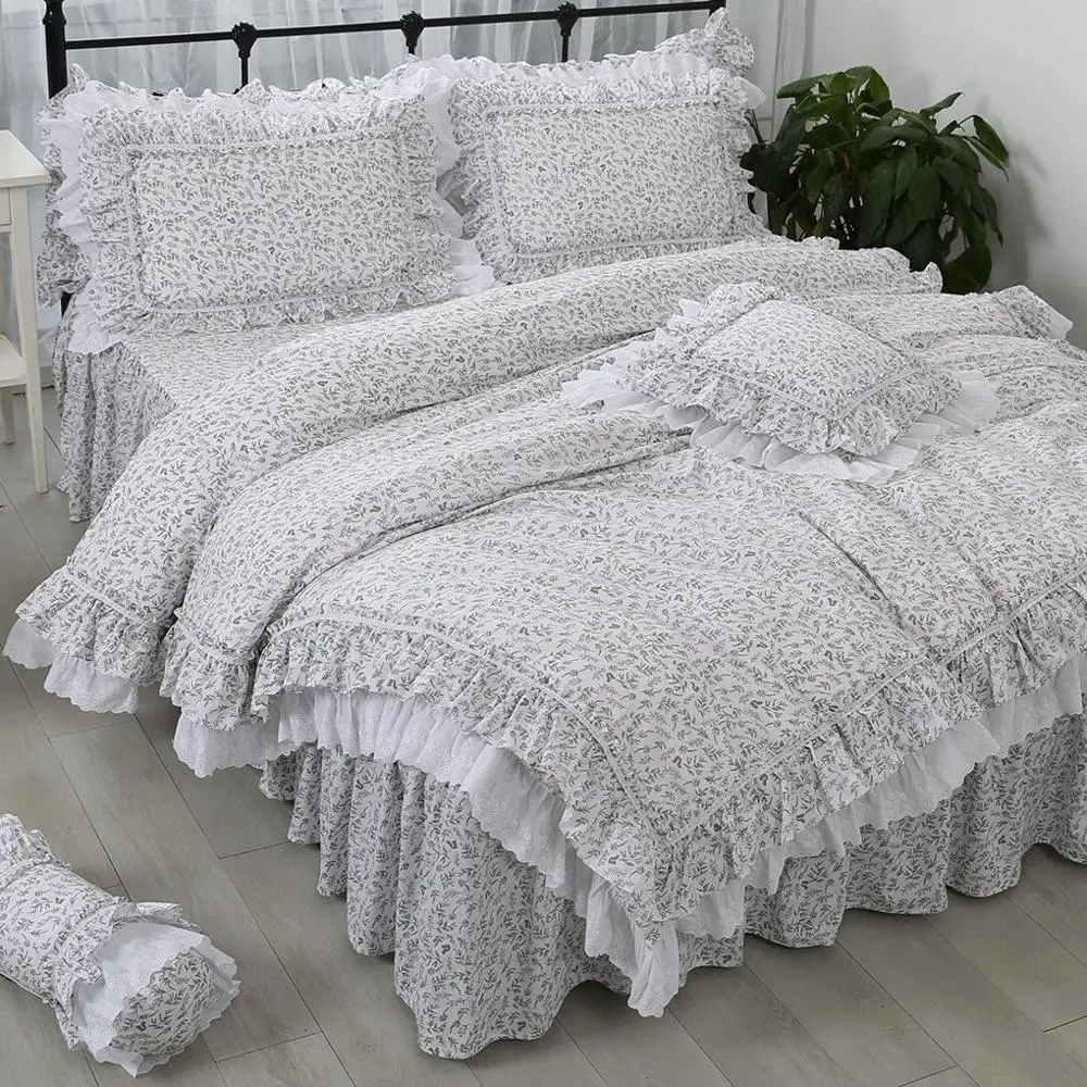 

Pastoral floral ruffles luxury bedding set cotton princess lace embroidered thicken bedspreads ropa de cama bed skirt YYX