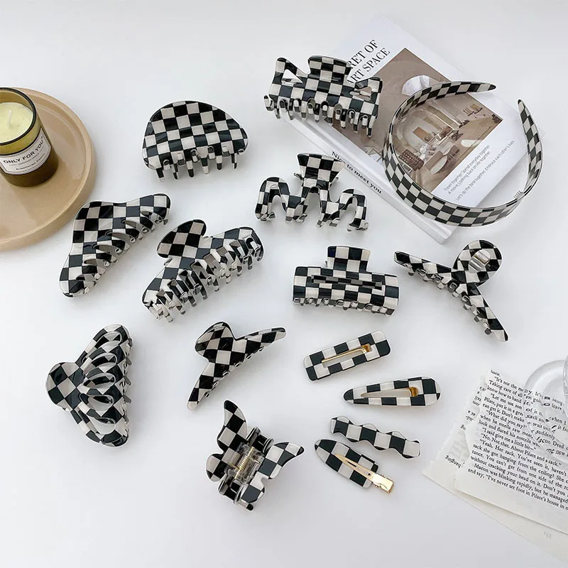 Wholesale Korean 2021 Women Hair Accessories Fashion Butterfly Hollow Black And White Checkered Acrylic Hair Claw Clips