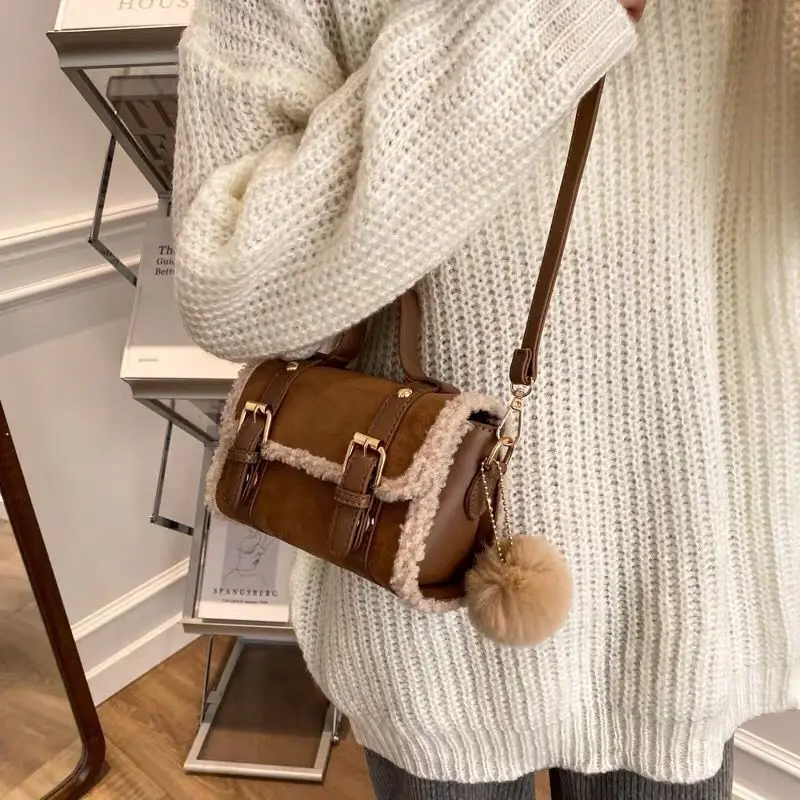 Winter Cashmere Women's Messenger Bag Square Frosted Suede Plush Pillow Bag High Sense Brand Design Fashion Versatile Waist Bag