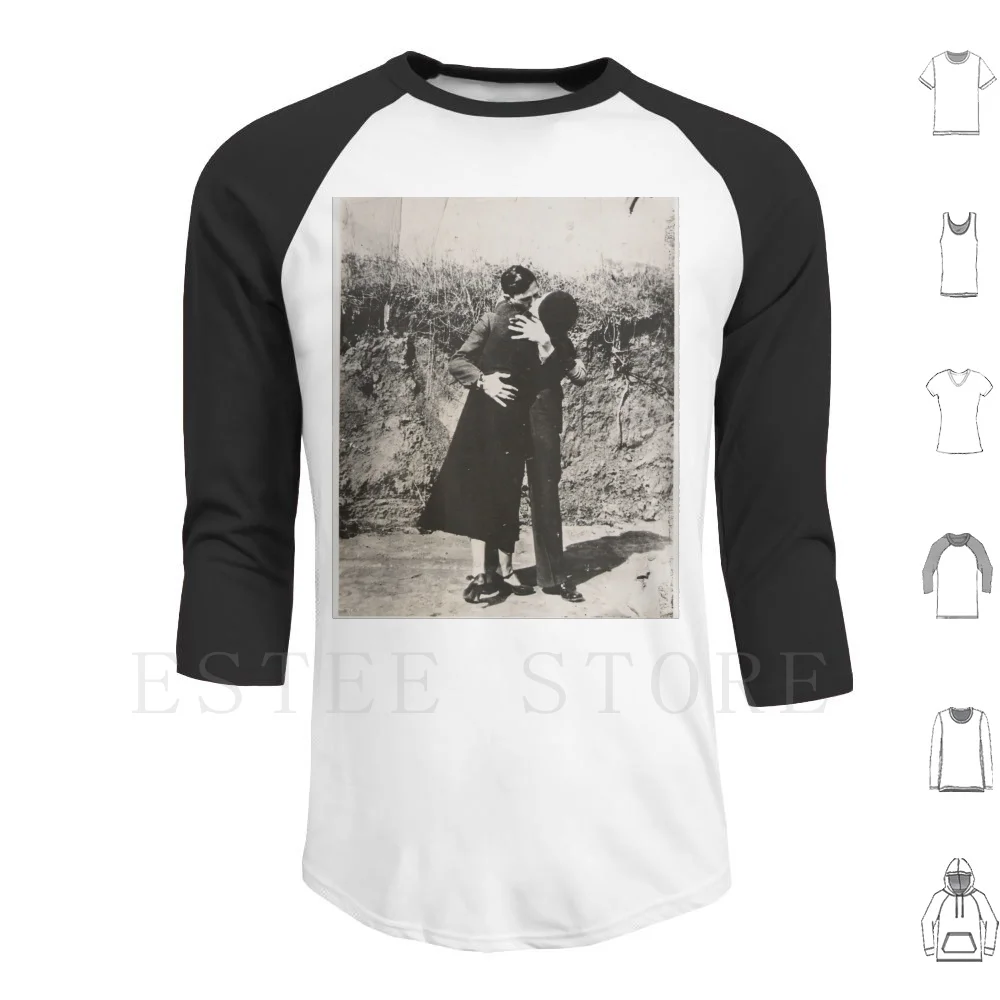 Bonnie And Clyde Kiss Photo Art Hoodies Bonnie And Clyde