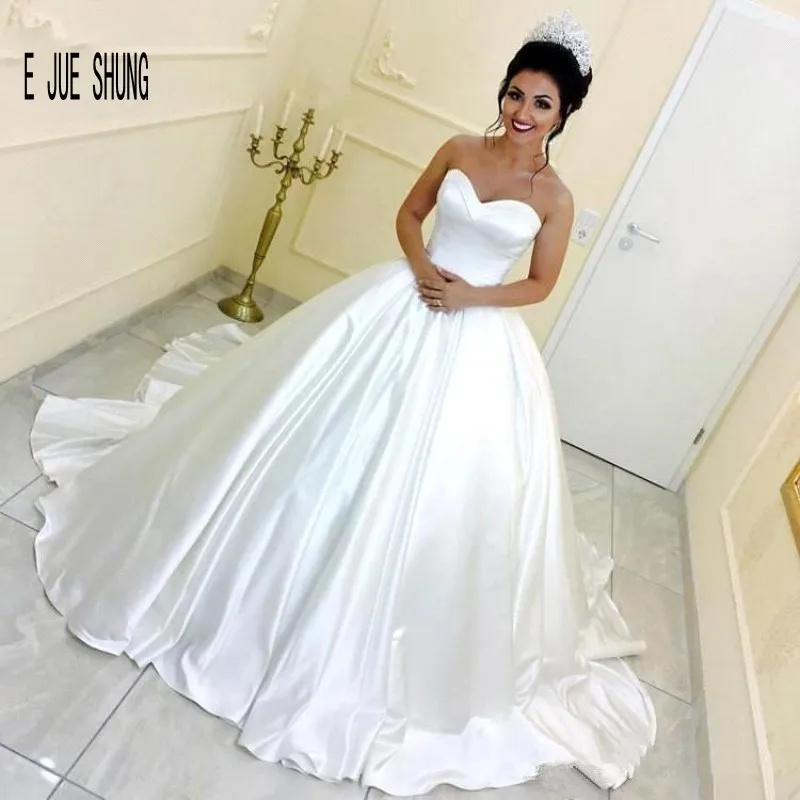 

E JUE SHUNG Simple Style Ball Gown Satin Wedding Dress Sweetheart Neck Sleeveless Lace Up Ivory Bride Dresses Robe de mariée