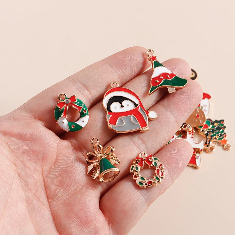 10pcs/lot Enamel Charms Christmas Tree Santa Claus Boots Bell Charms Pendants for Necklaces Earrings DIY Xmas Jewelry Making