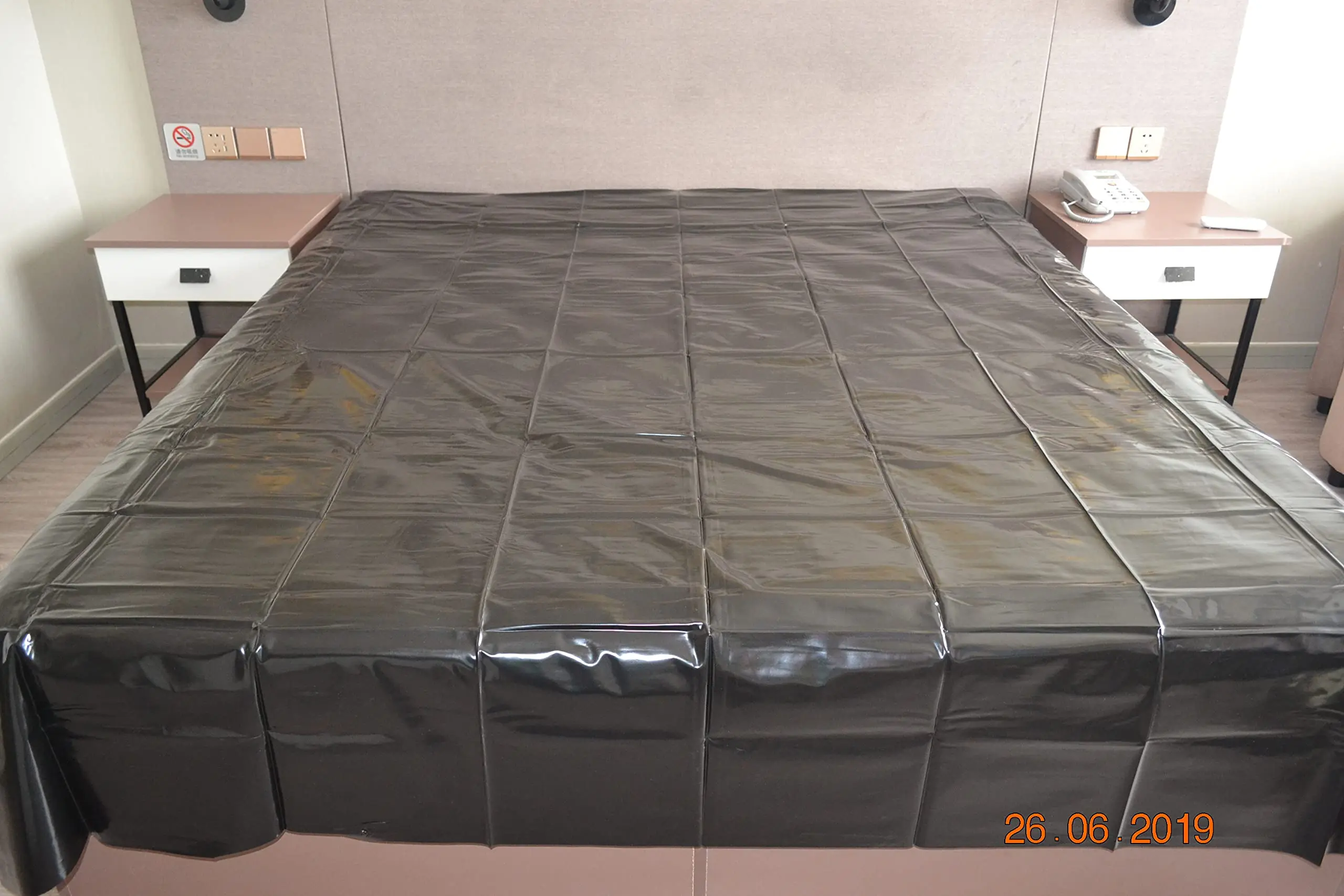 

Black PVC flat bed sheet sex bed sheet (no pillowcase) 1.3mx2.3m thin sex toys for couples sex furniture sextoy shop sex pillow