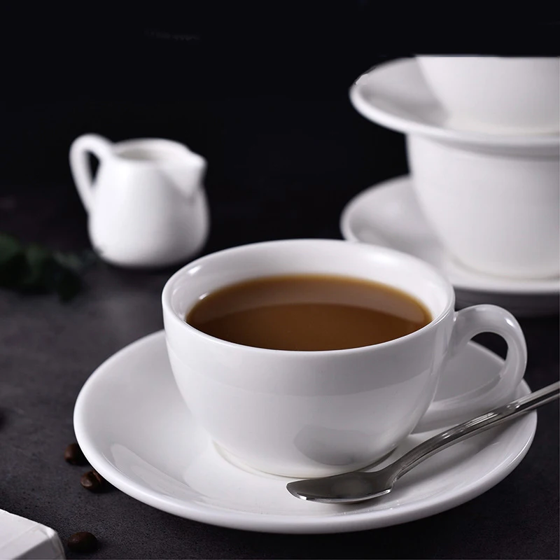 Pure White Ceramic Tea Cups and Saucer Sets, Simple Creative Coffee Mugs with Handle, Household Coffee Cups, Tasas De Cafe