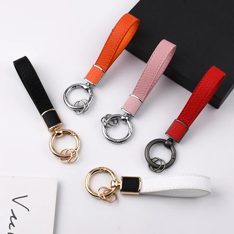 Women\'s Luxury Metal Leather Keychain Holder Men\'s Gadgets Couple Auto Keyring Accessories High Quality Car Key Holder