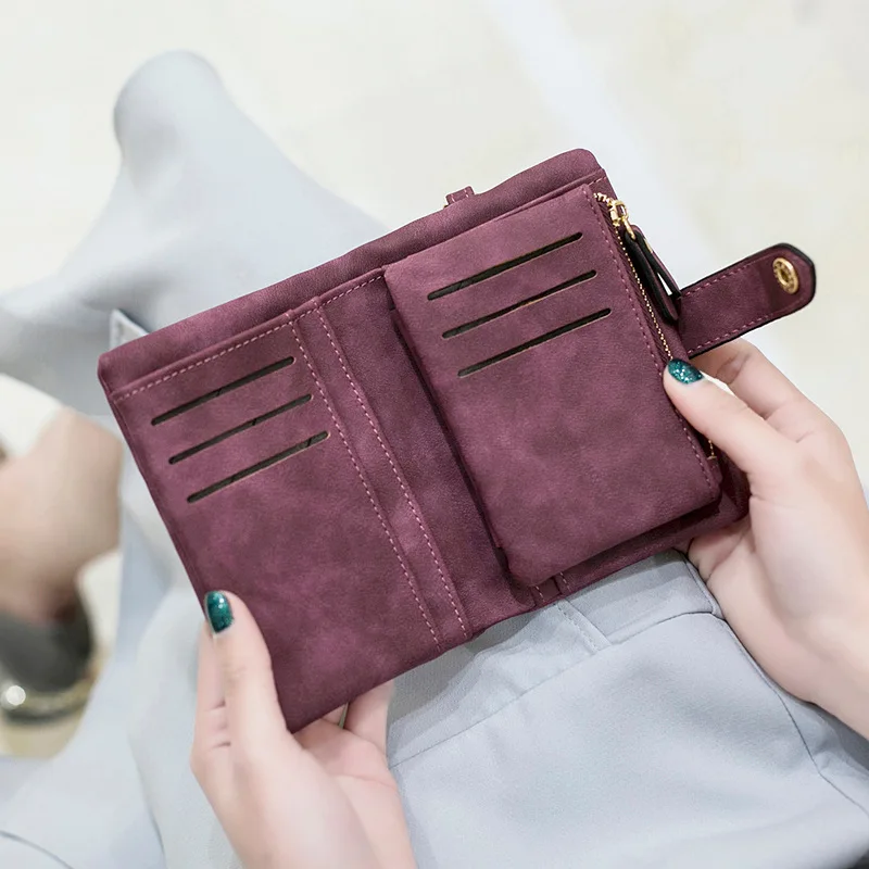 Dompet Pendek Matte Fashion Wanita Dompet Wanita Buram Berritsleting Kulit PU Tempat Kartu Identitas Koin Uang Genggam Lucu Anak Perempuan