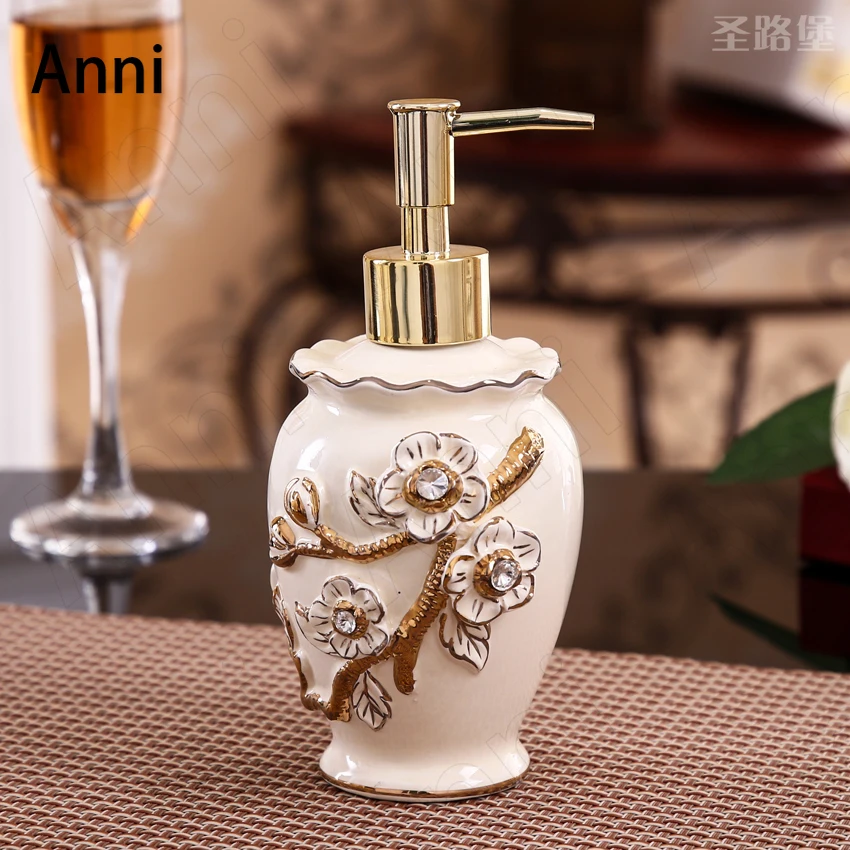 Creative Flower Relief Bathroom Accessories Set Ceramic Nordic Vintage Home Toiletries Organizer Bathroom Decoration Accessories