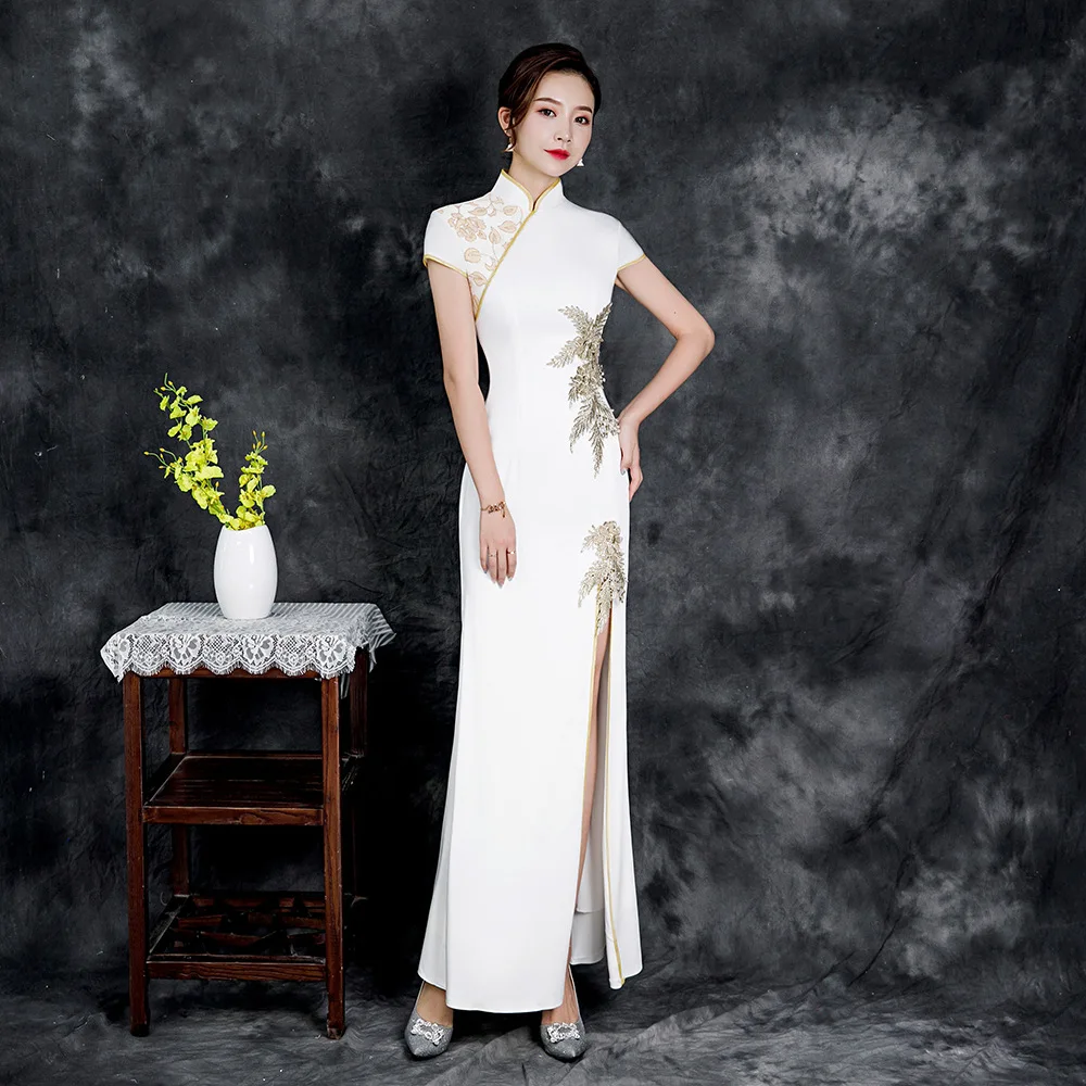 White Lady Classical Diagonal Qipao Elegant Side Split Applique Satin Chinese Dresses Show Cheongsam Long Skirt Formal Prom Gown